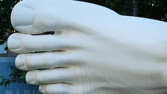 Engineers give robots human-like touch as hydrogel skin transforms connection